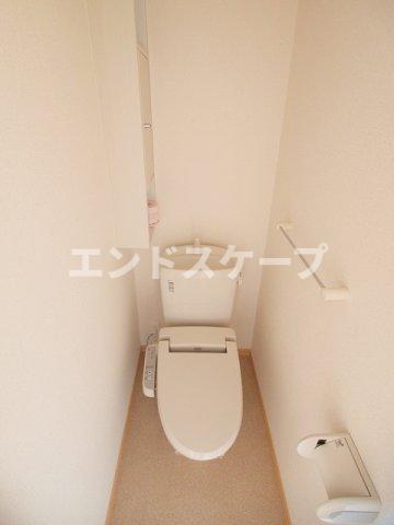 【藤岡市立石のアパートのトイレ】