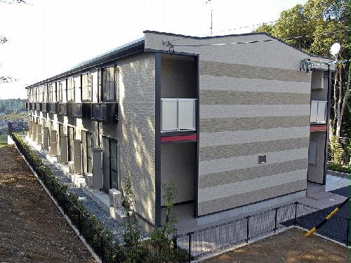 【レオパレスコスモステュディオの建物外観】