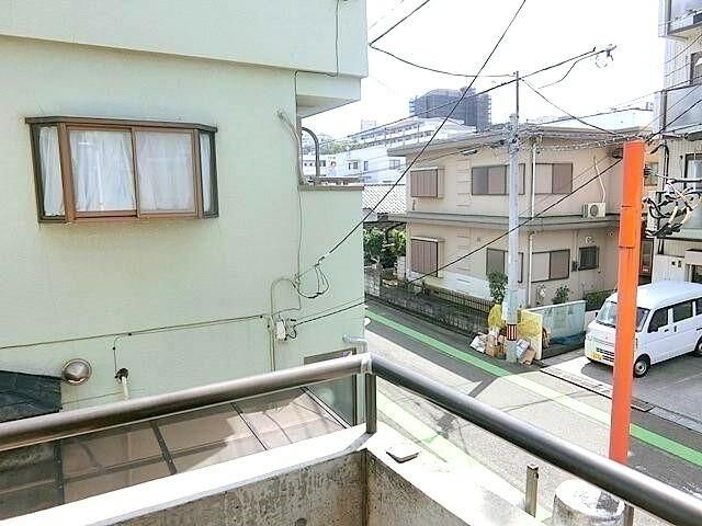 【所沢市緑町のマンションの眺望】