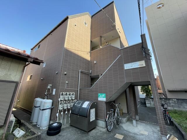 グランルージュＮ馬橋の建物外観