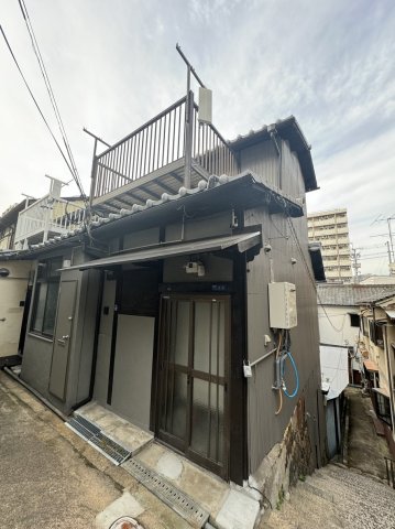 大阪市中央区瓦屋町のその他の建物外観