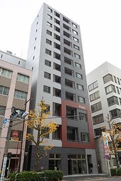 千代田区神田錦町のマンションの建物外観