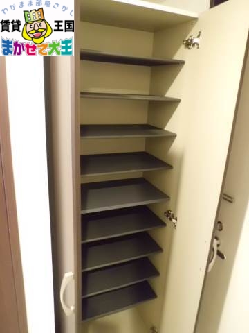 【モンテスタイル鍛冶屋町の玄関】