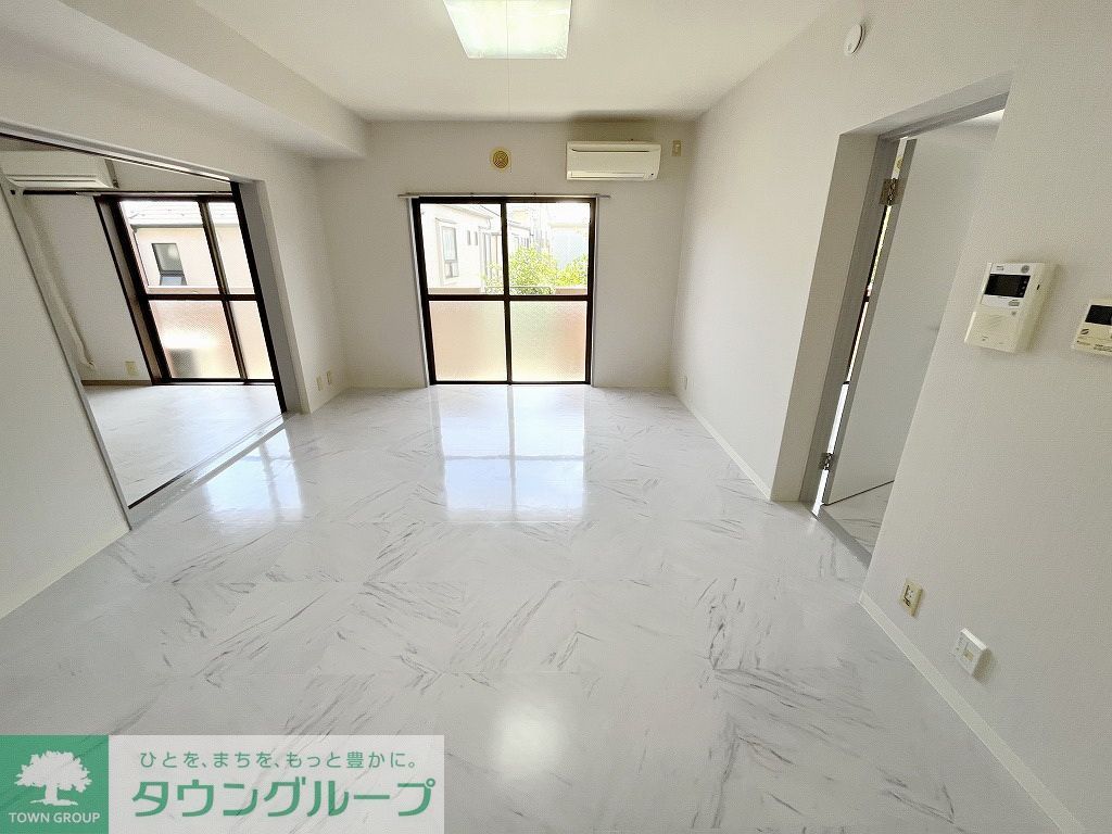 居室・リビング　居室