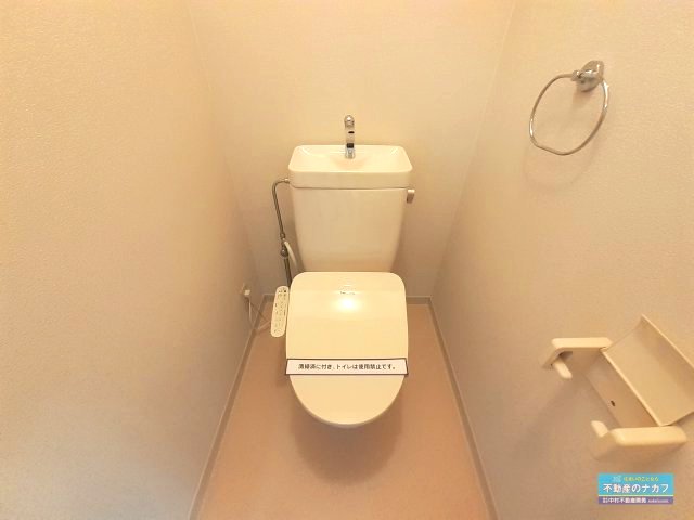 トイレ　※過去の室内写真のため現況と異なる場合があります