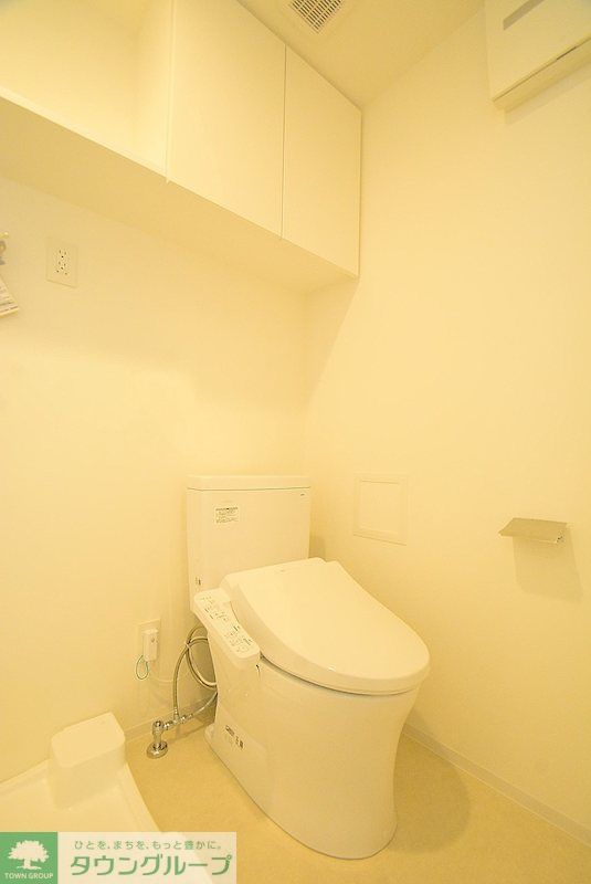 トイレ　※カラータイプ異なります。