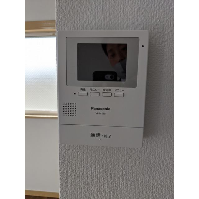 セキュリティ　モニター付きインターホン