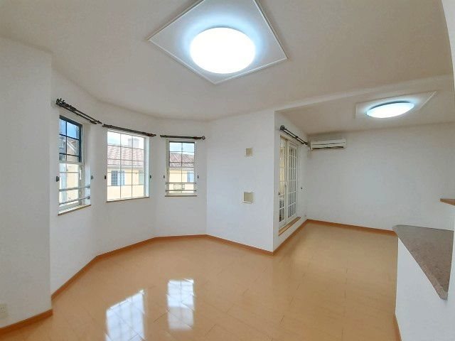 居室・リビング　明るいリビング♪