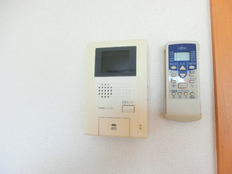セキュリティ　※別号室の写真です。モニターホンで安心ですね！