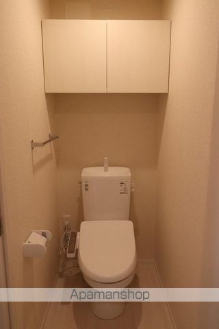 イリーニ_内装_3