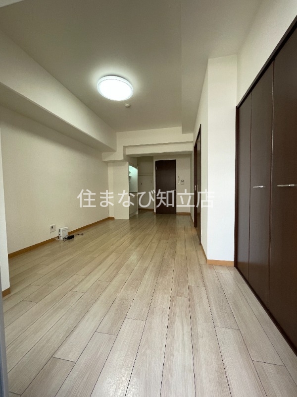 居室・リビング　同型別部屋写真