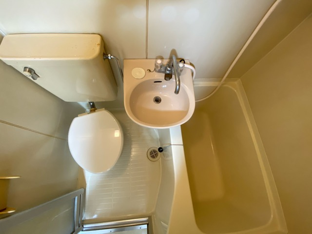 バス・シャワールーム　シンプルで機能的なユニットバスです！