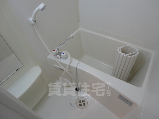 バス・シャワールーム　バスルーム