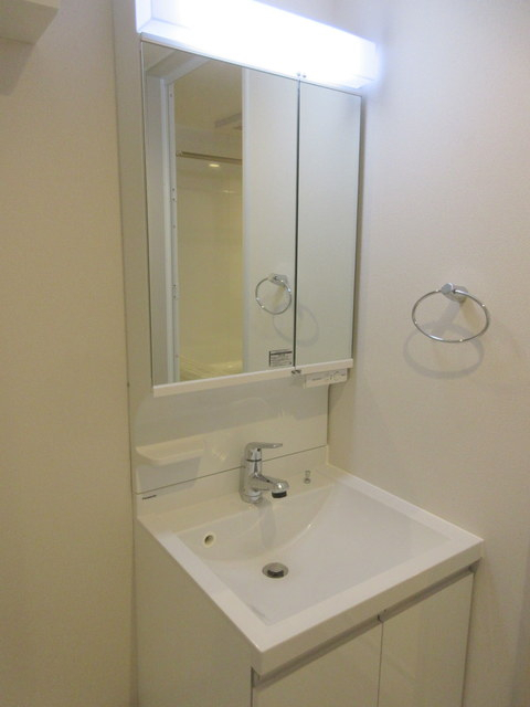 洗面設備　★２面鏡の独立洗面台★