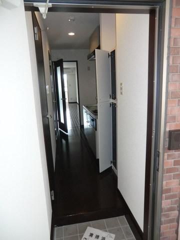 玄関　シューズボックス完備