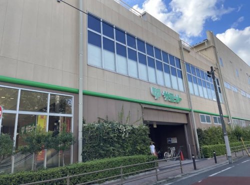 スーパー　サミットストア 荏原4丁目店（スーパー）まで599m