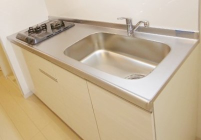 キッチン　別部屋参考写真となります