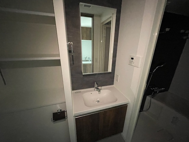 洗面設備　※同施工会社のイメージ写真※