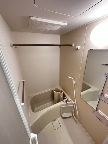 バス・シャワールーム　別部屋写真参考