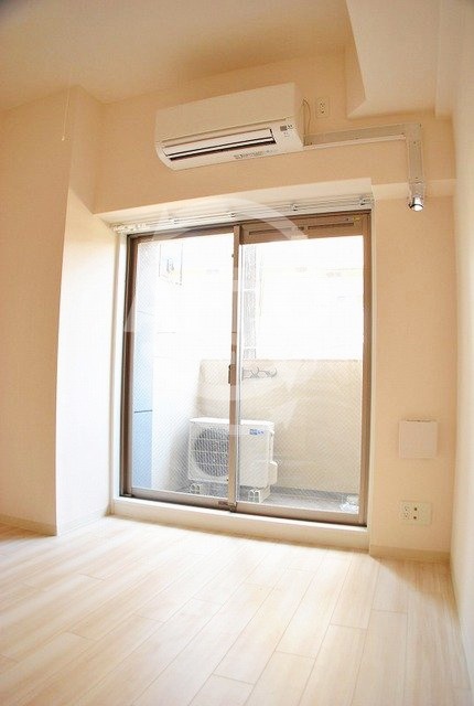 居室・リビング　プレサンス難波元町　洋室