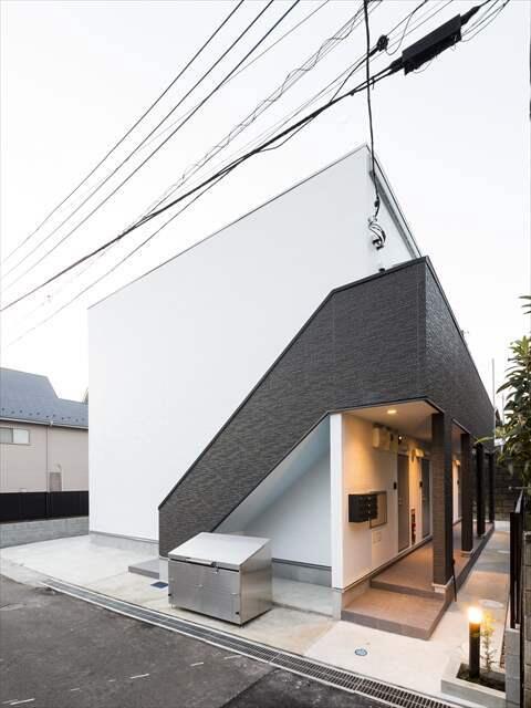 建物外観　敷地内ごみ置き場　デザイナーズ