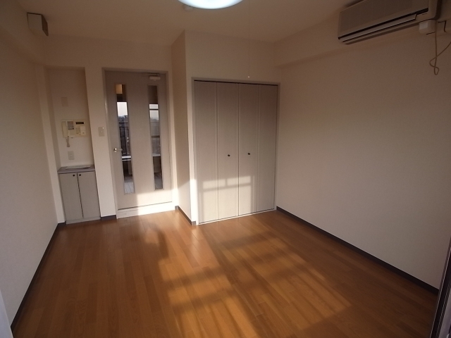 居室・リビング　洋室