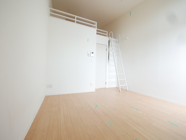 その他部屋・スペース　★天井の高いお部屋ですよ★