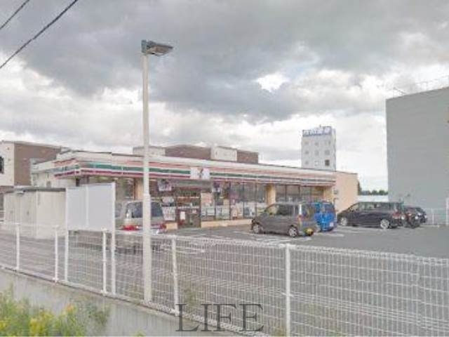 コンビニ　セブンイレブン札幌本通18丁目店（コンビニ）まで574m