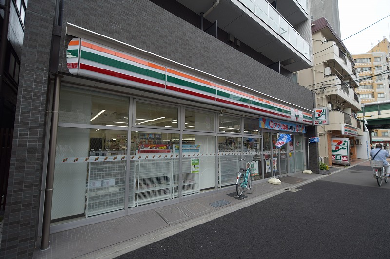 コンビニ　セブンイレブン 中野大和町1丁目店（コンビニ）まで121m