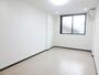 居室・リビング　明るいお部屋です