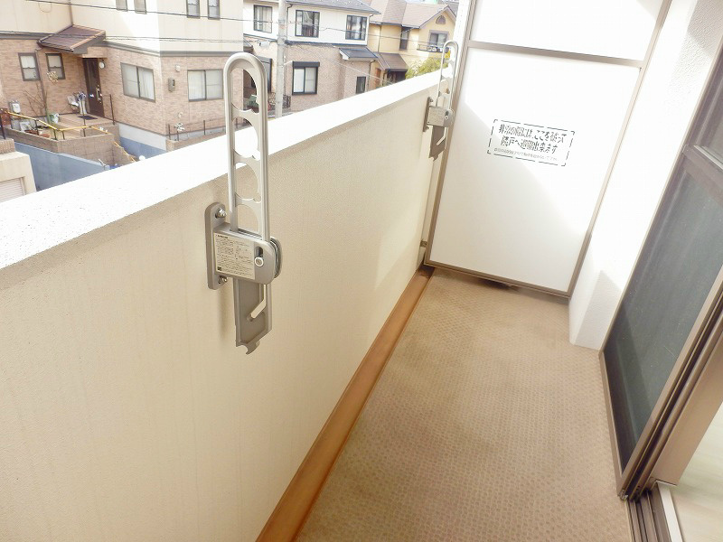 バルコニー　マンションならではのベランダ