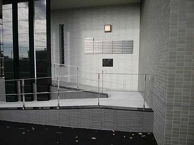 エントランス　エントランス部分