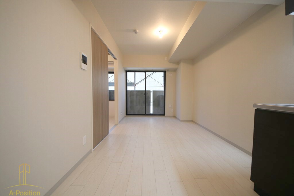 居室・リビング　NINE RESIDENCE
