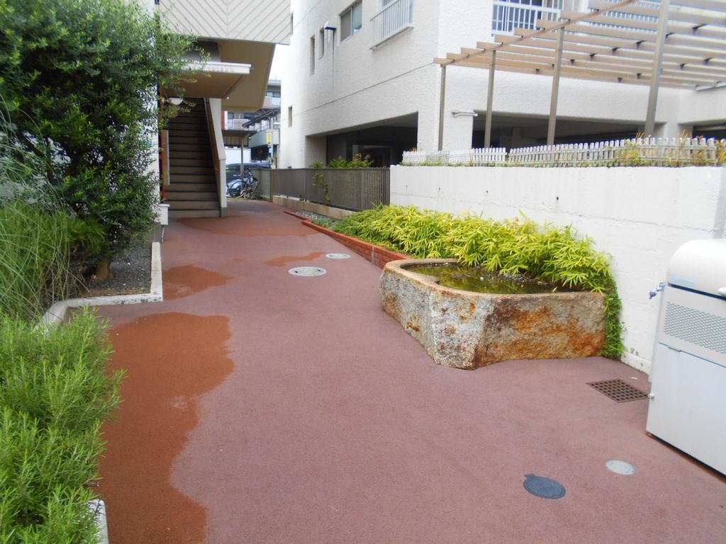 エントランス　エントランス