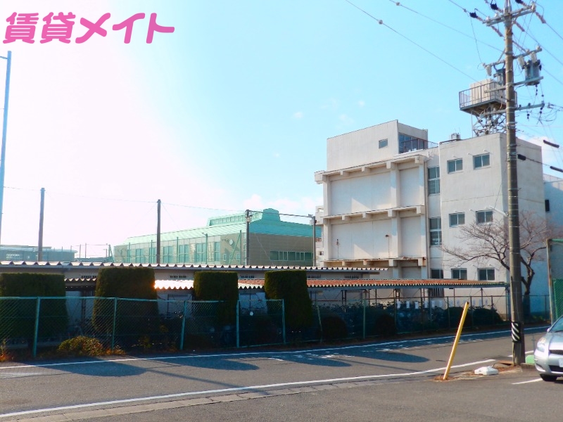 中学校　川越町立川越中学校（中学校）まで1529m