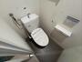 トイレ　こちらはトイレです。清潔感があり、安心して使用できます。