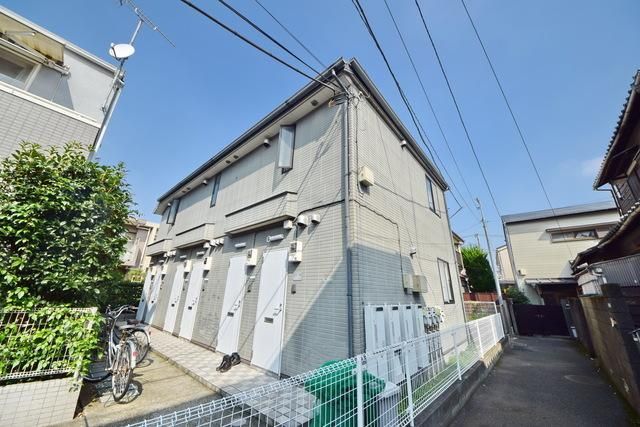建物外観　日当たり良好・祖師ヶ谷大蔵駅徒歩３分・買い物・生活便利です★