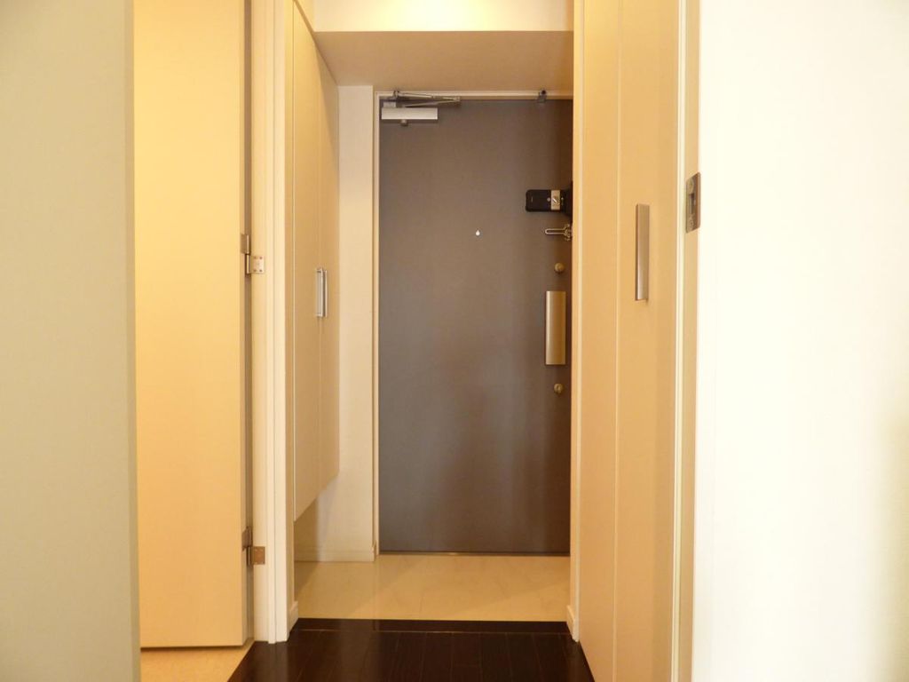 SIDE Oneの玄関写真