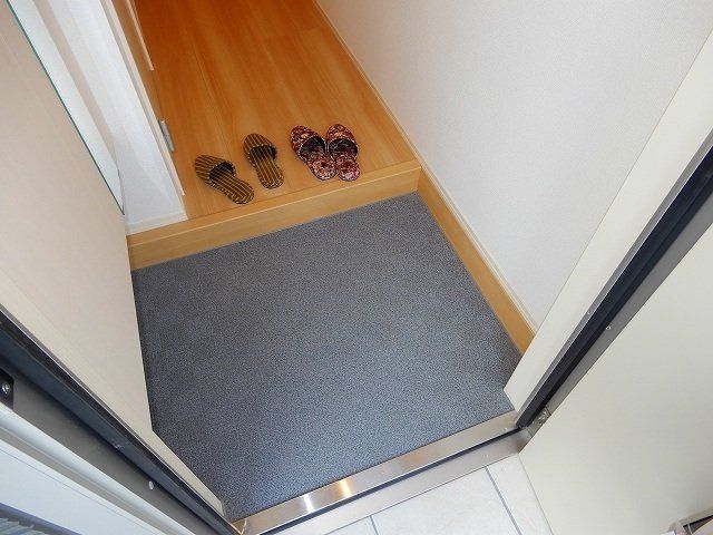 Luxtia ルクティアの玄関写真