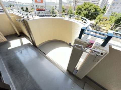バルコニー