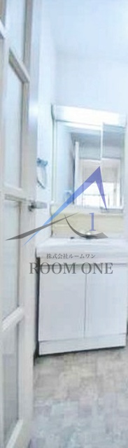 洗面設備　洗面台です。