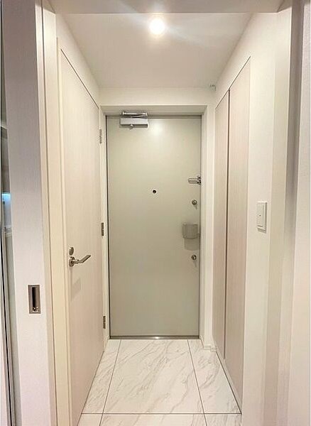 玄関　※参考写真※