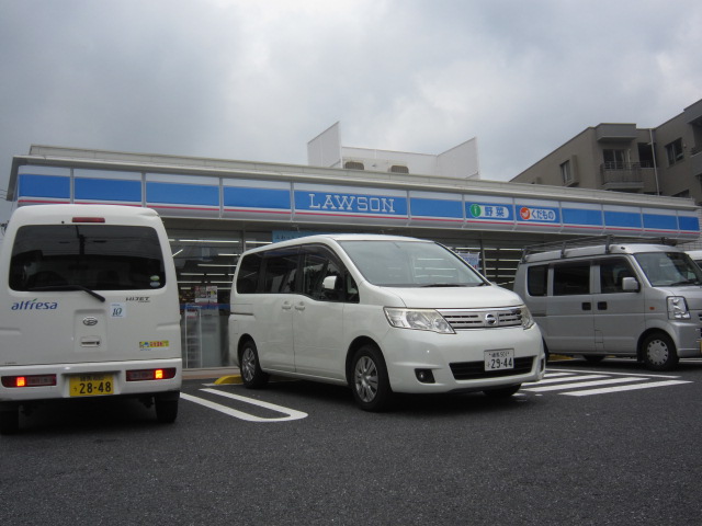コンビニ　ローソン練馬中村三丁目店（コンビニ）まで1217m
