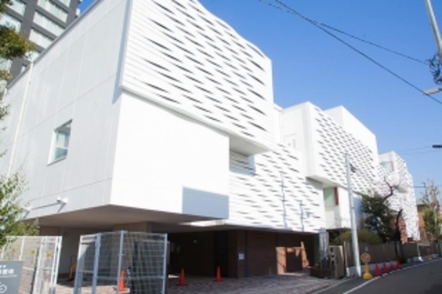 図書館　港区立高輪図書館（図書館）まで761m