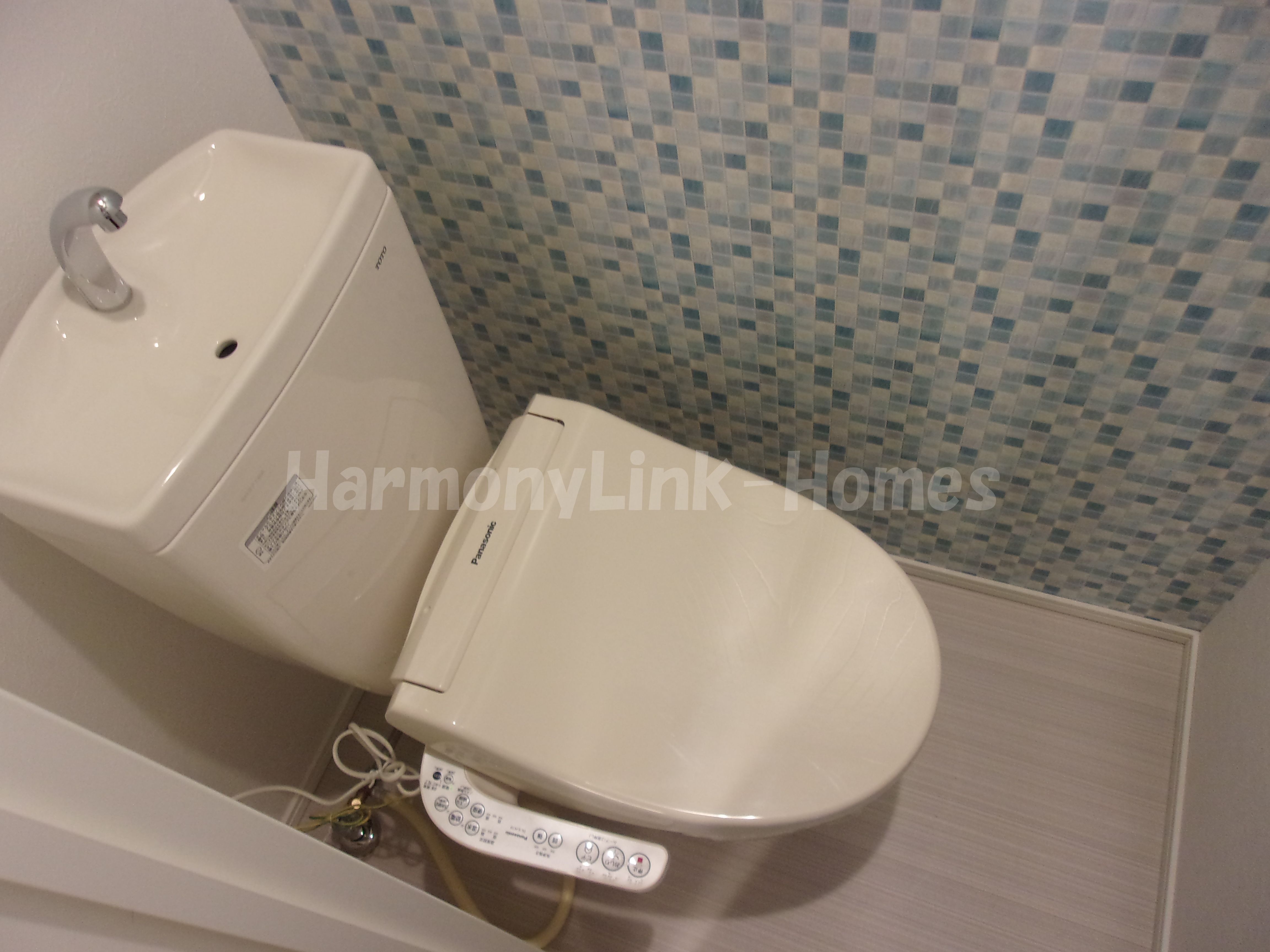 トイレ　MIURA-IIIの温水洗浄付便座☆