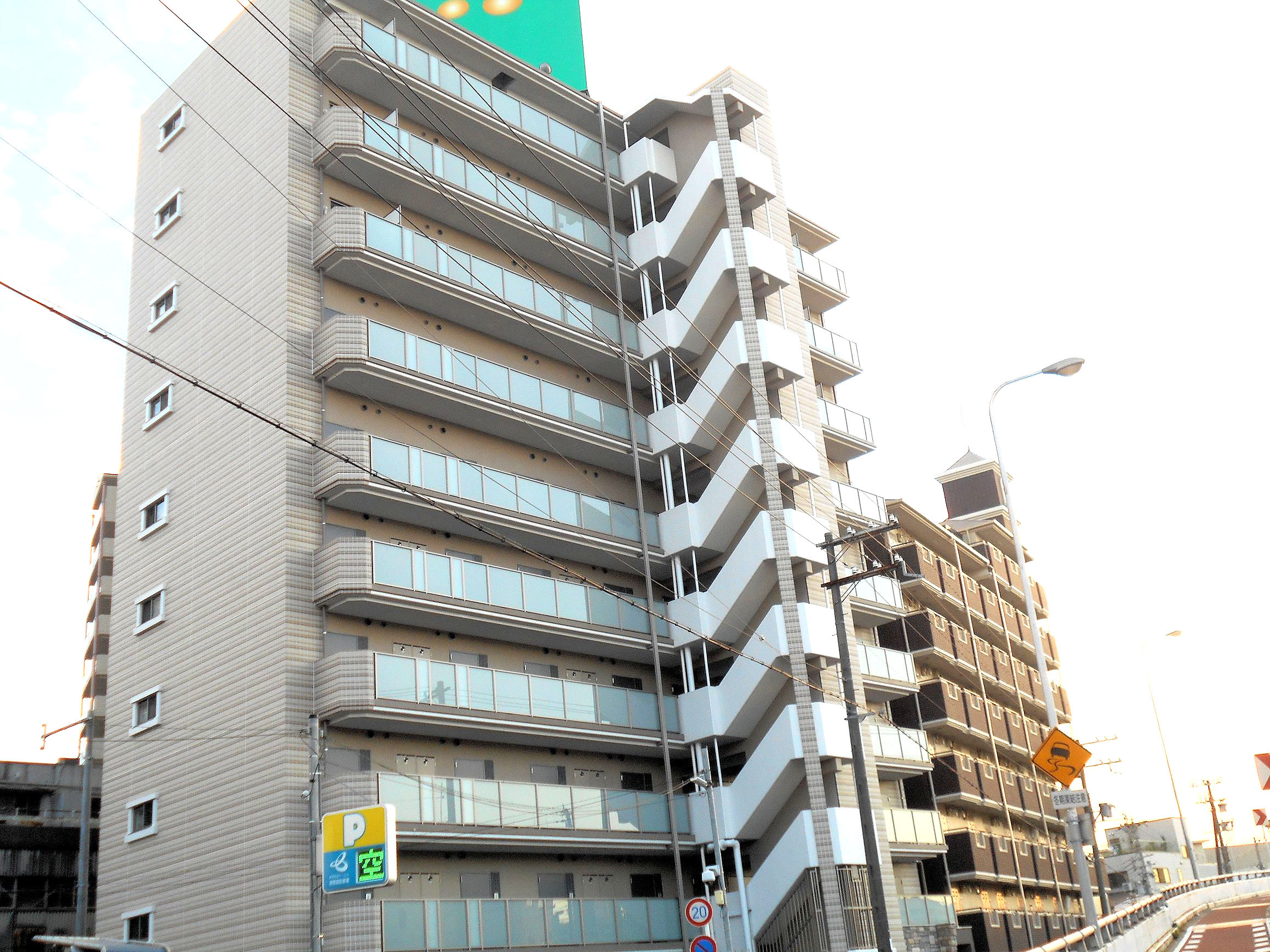 建物外観　建物外観