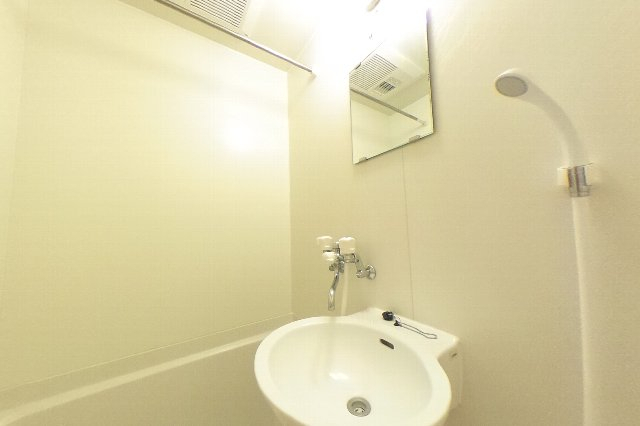 洗面設備　同仕様