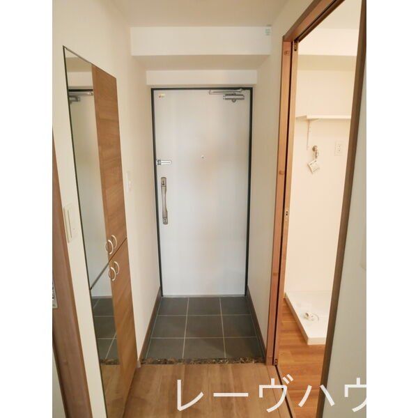 玄関　収納