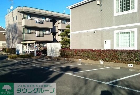 【ＣＯＵＲＴーＹＡＲＤ三橋公園Ａの駐車場】