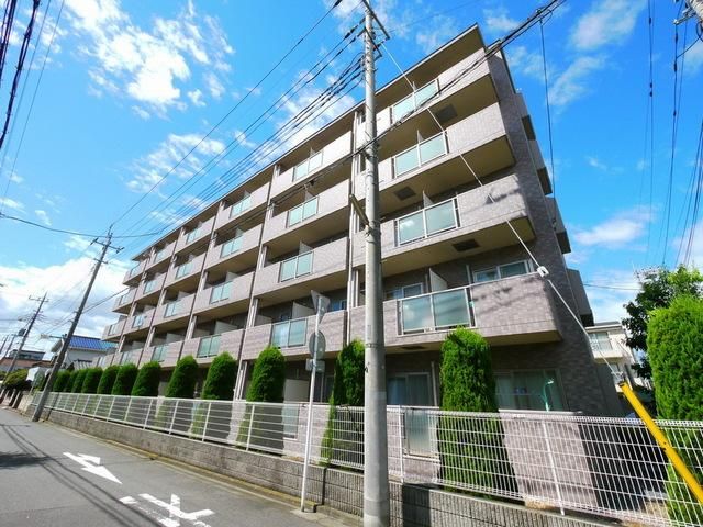 川越市野田町のマンションの建物外観